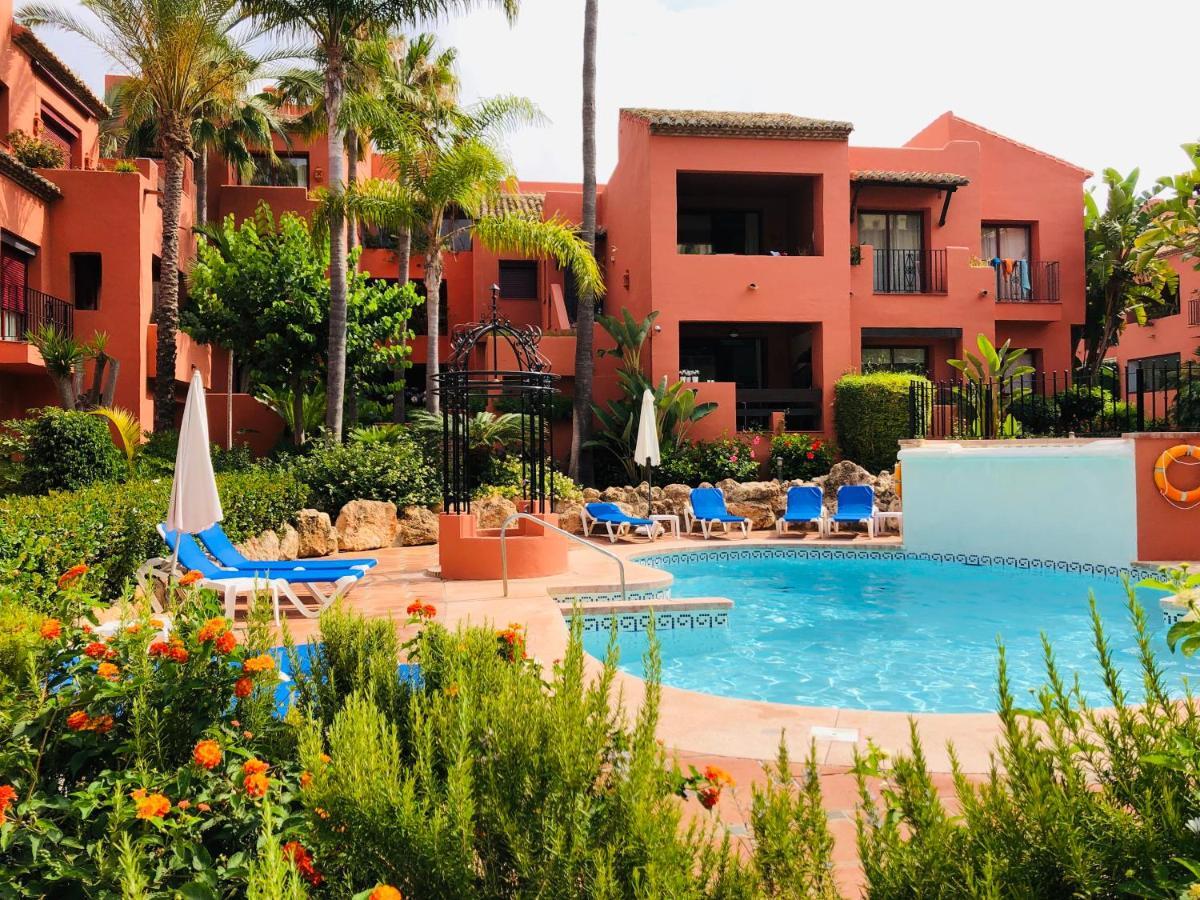 Two-Room Apartment In Elviria Near The Beach With Parking Marbella Ngoại thất bức ảnh