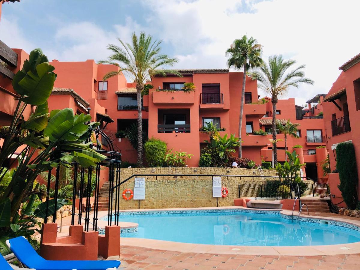 Two-Room Apartment In Elviria Near The Beach With Parking Marbella Ngoại thất bức ảnh